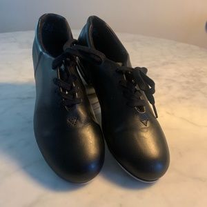 Pre owned Capezio tele tone tap shoe,